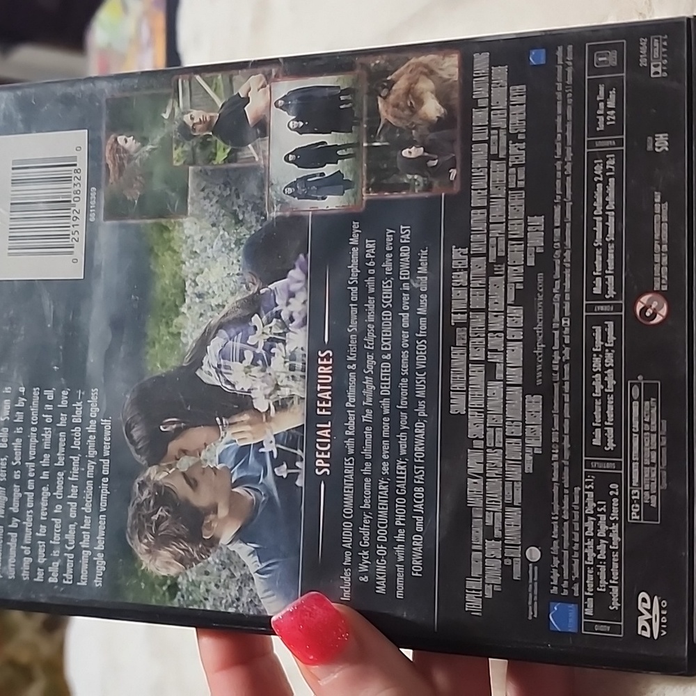 Twilight Saga Eclipse Two-Disc Special Edition - Picture 5 of 7